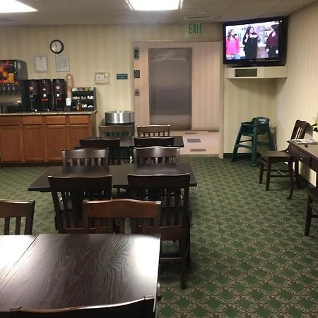 Vance Greystone Inn & Suites מראה חיצוני תמונה